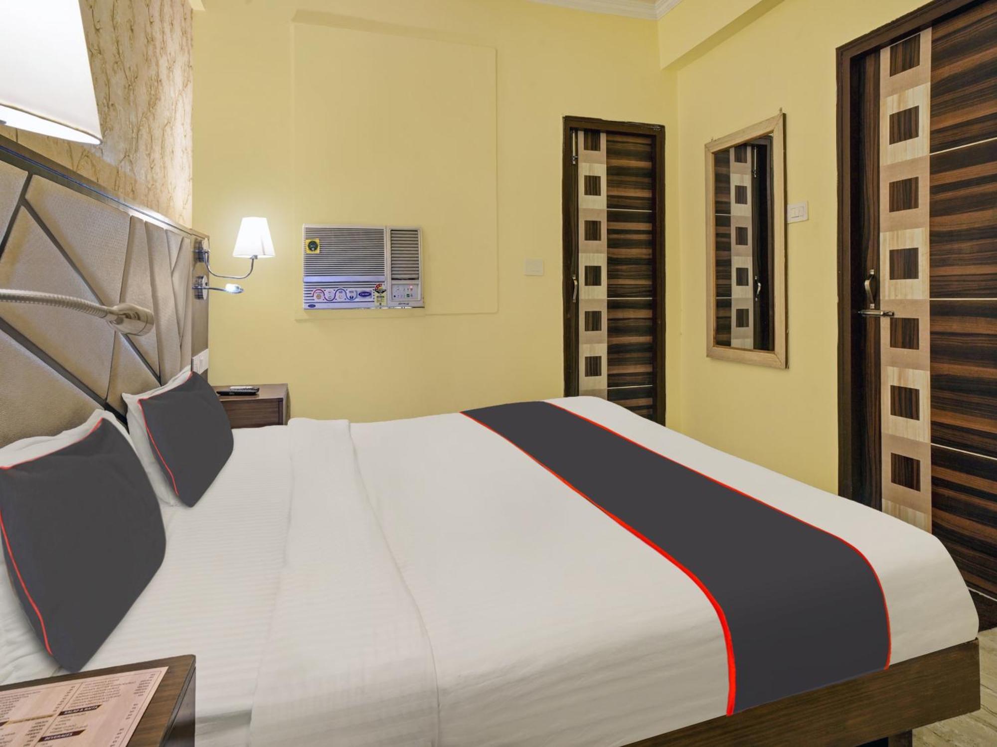 โอโย 47006 โฮเต็ล มคธ พาเลซ Hotel Danapur ภายนอก รูปภาพ
